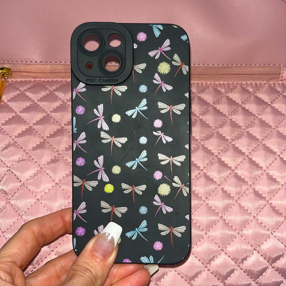 iPhone 13 Cases - Picture 12 of 16